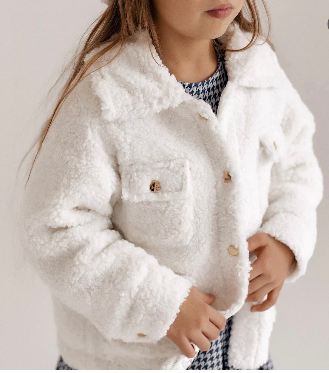 Хутряна куртка для дівчинки