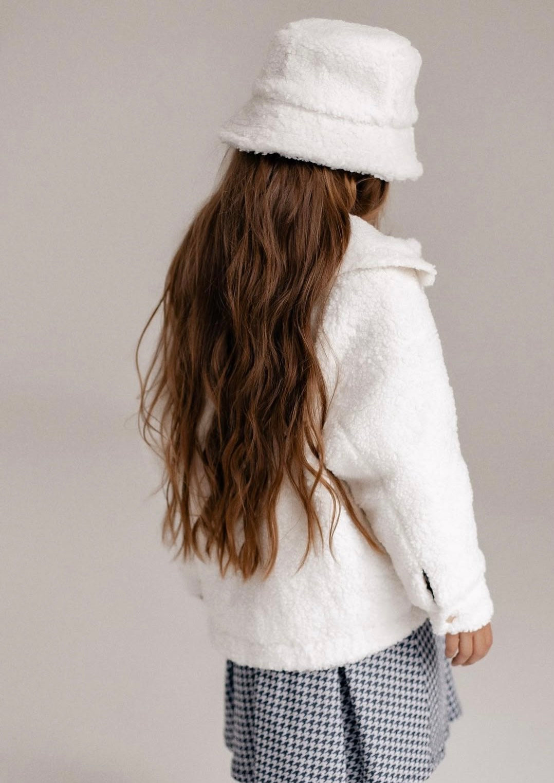 Хутряна куртка для дівчинки